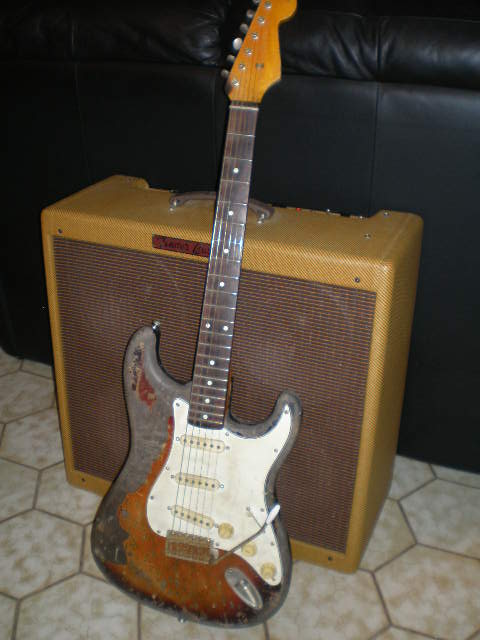 Rocket Fire Relic Strat with my 1959 original Fender Bassman